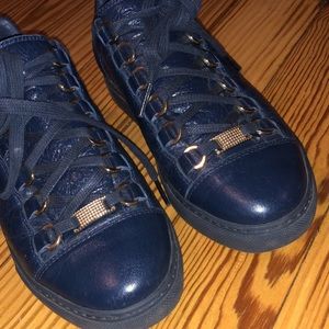 Balenciaga low sneakers